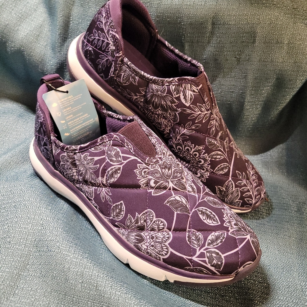 Vera Bradley Floral Women's Slip-On VB Cloud Purple Size 8 Quilted Casual Cozy